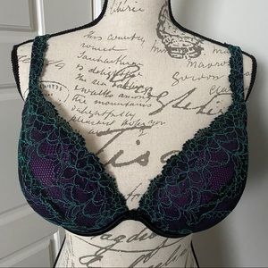 Elegant Lace Underwire Bra - Black and Purple